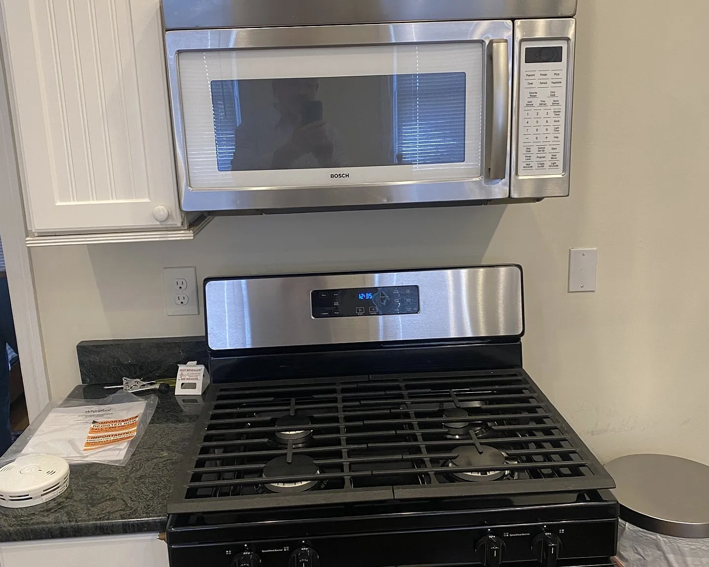 2 bed, 1000 sqft, $3,000 — Photo 3