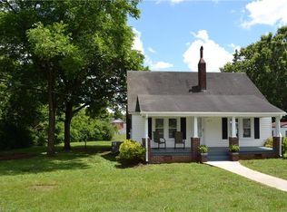 213 W Washington Ext, Mayodan, NC 27027