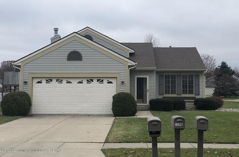 1st image of 1245 Calumet Dr #1