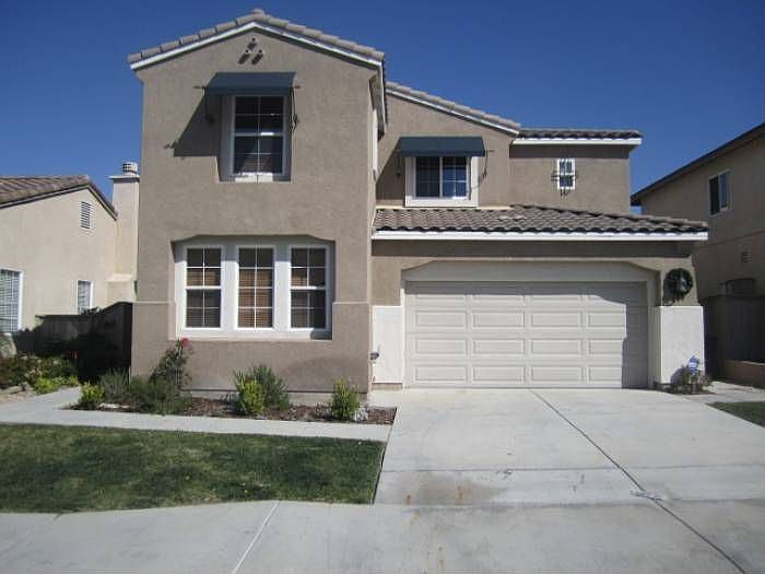 1st image of 859 Bryce Canyon Ave