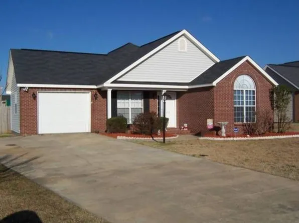 458 Falkirk Dr, Warner Robins, GA 31088