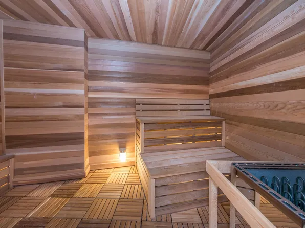 9 Avenue At Port Imperial image 14 of 14