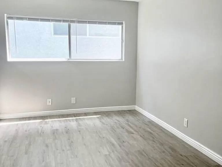 1037 Lincoln Blvd #C — Photo 15