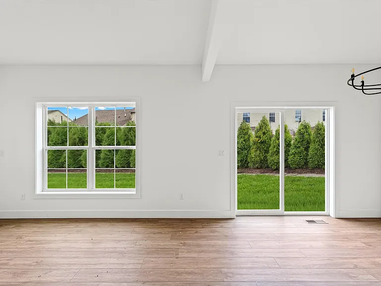 3708 Lighthouse Pointe — Photo 4