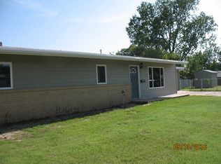 923 Green St, Pratt, KS 67124
