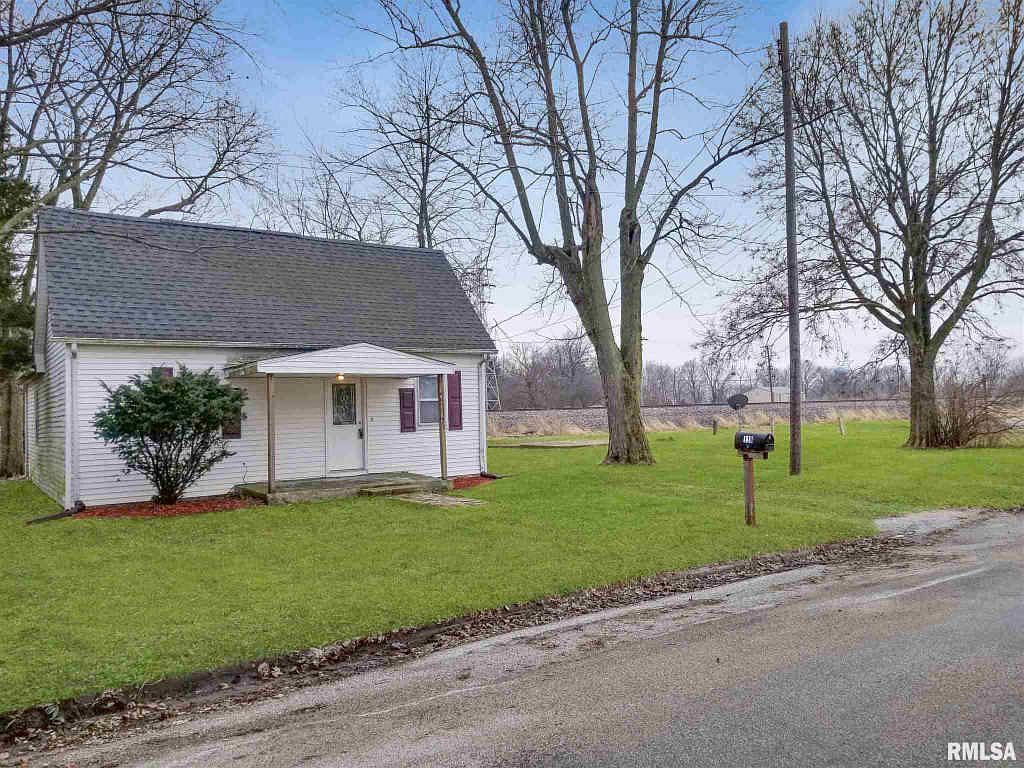 115 Mary St, Illiopolis, IL 62539 Zillow