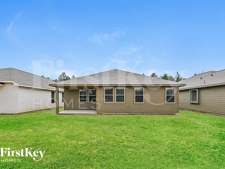14775 Country Club Dr — Photo 15