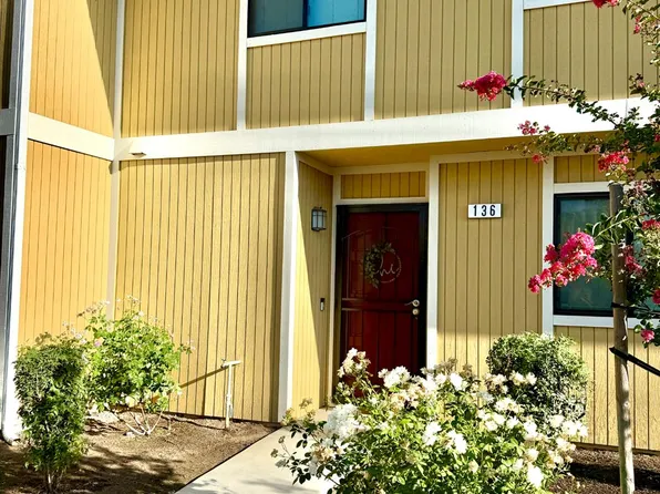 4885 N Backer Ave Unit 136, Fresno, CA 93726