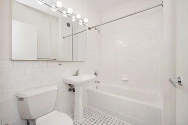 Rented by Living New York