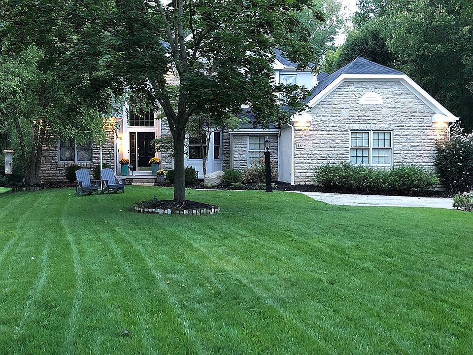1st image of 327 Vinwood Ln