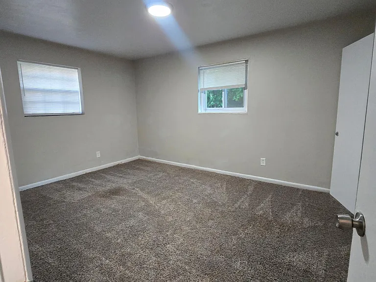 726 Townside Rd SW #12 — Photo 11