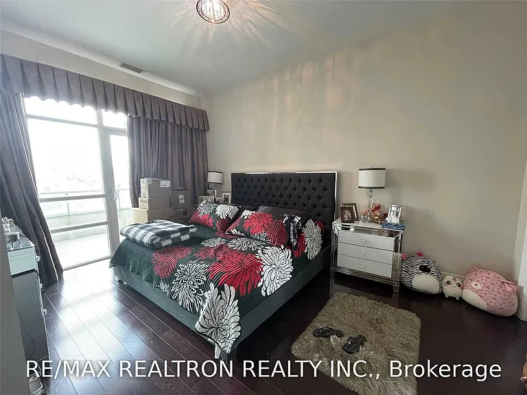 10 Bloorview Pl #1512 — Photo 5