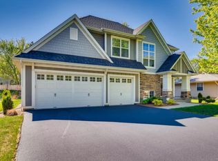 5916 Chowen Ave S, Edina, MN 55410