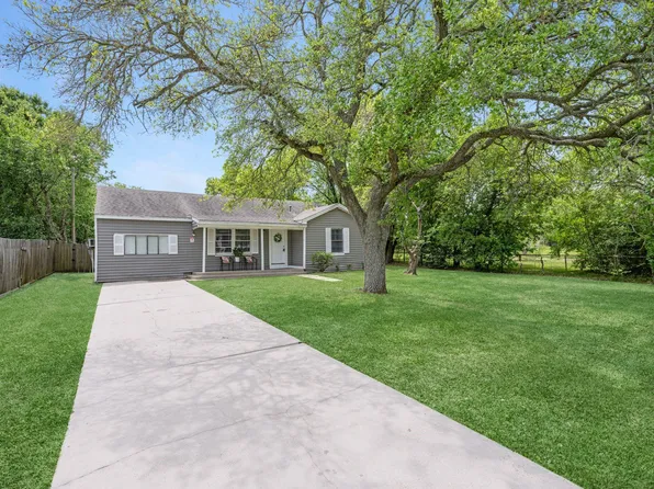 3029 Taylor St, La Marque, TX 77568