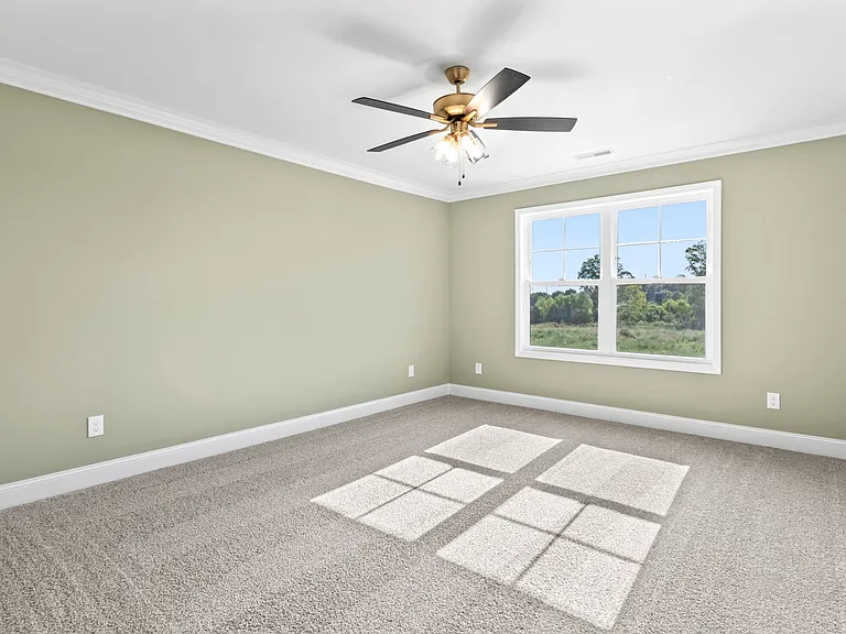 243 Susan Lynn Dr — Photo 15
