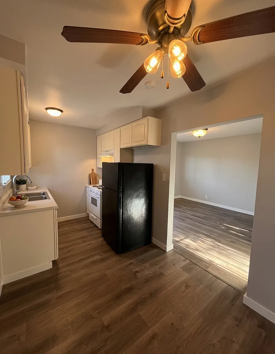 1 bed, 460 sqft, $1,950 — Photo 3