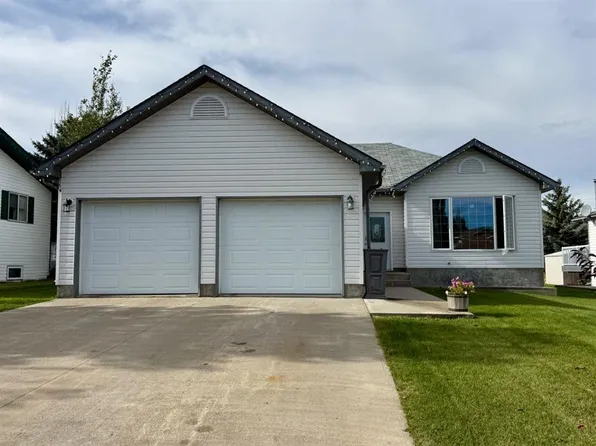 5010 E 47th St, Irma, AB T0B 2H0