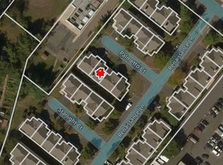 6 Palmetto Ct, New Brunswick, NJ 08901