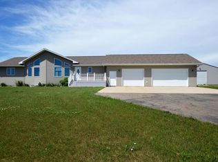 37220 135th St, Mina, SD 57451