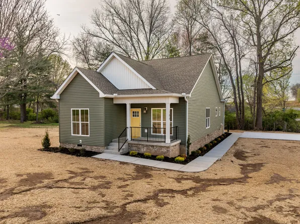 104 Wdbl Rd, Springfield, TN 37172