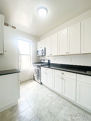 2nd image of 28-31 34th St #45