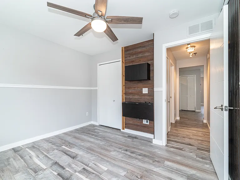 23279 Cornerstone Village Dr — Photo 16
