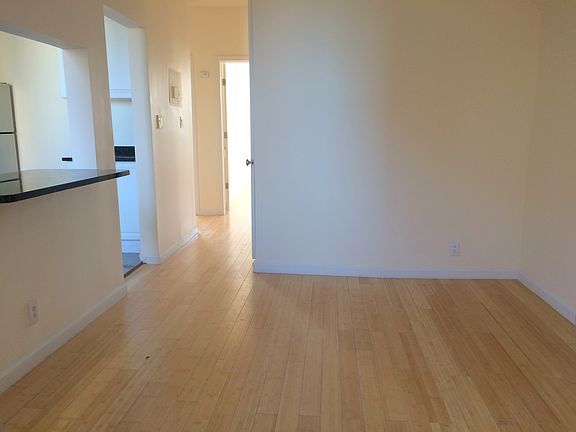 2nd image of 901 Washington Ave APT 6A