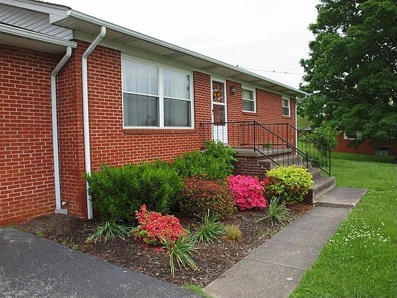 2nd image of 517 Taylor Dr