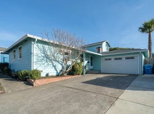 840 Crespi Dr, Pacifica, CA 94044