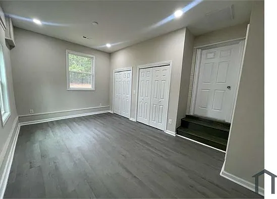 1617 N Main St — Photo 12