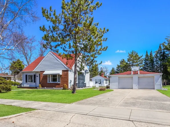 220 S Wood Ave, Peshtigo, WI 54157