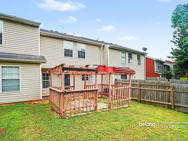5599 Windfall Ln — Photo 18
