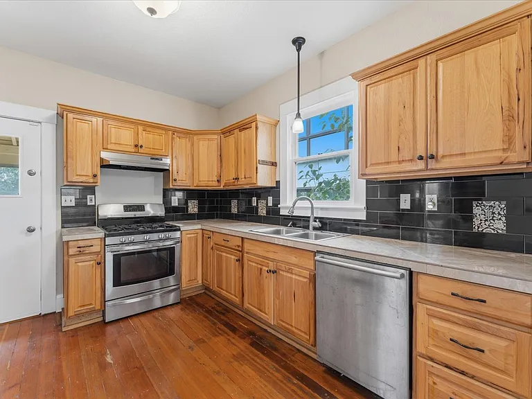 4768 SE Milwaukie Ave — Photo 14