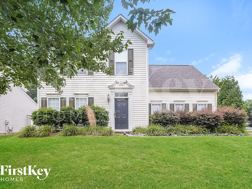 1041 Canopy Dr