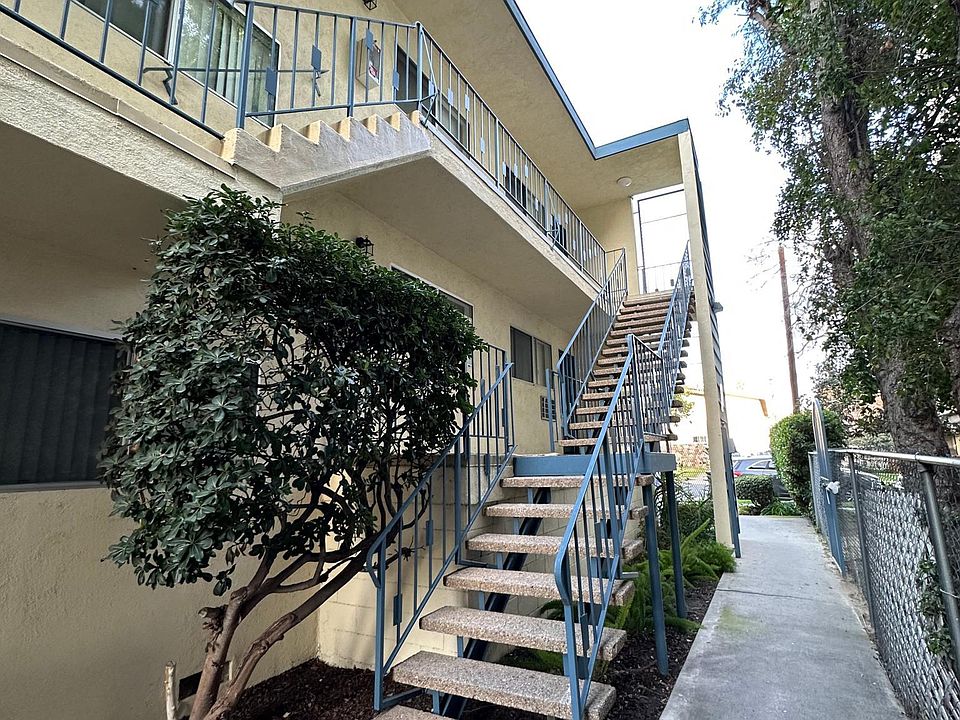 1st image of 221 N Belmont St APT 7