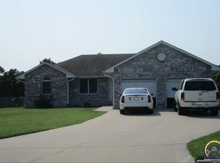 1211 Presby Dr, Emporia, KS 66801