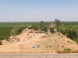 561 N Oliver Ave, Sanger, CA 93657