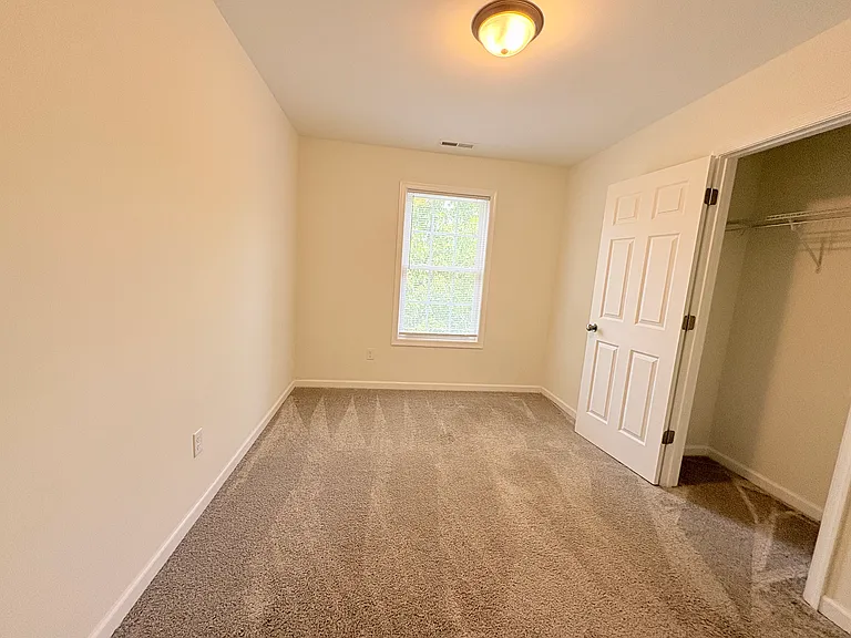 23 Kimberley St — Photo 14