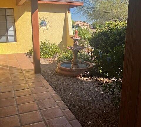 5th image of 3318 E Navaho Street