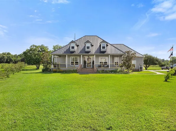 14675 Broken Arrow Rd, Santa Fe, TX 77517