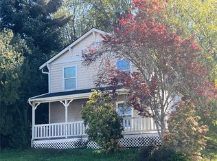 26408 Granny Smith Ln NE, Kingston, WA 98346