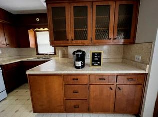 3809 E Washington St, East Peoria, IL 61611