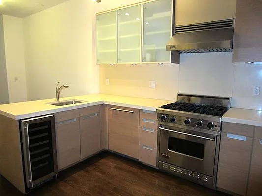 Rented by Mark David | media 42