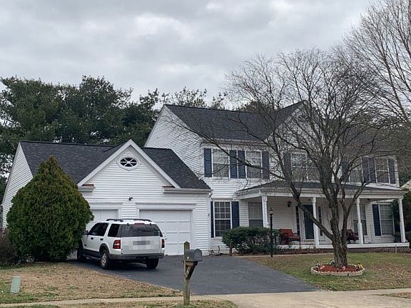 3rd image of 121 Northampton Blvd