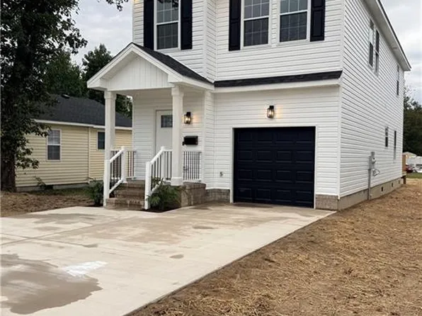 706 Factory St, Suffolk, VA 23434