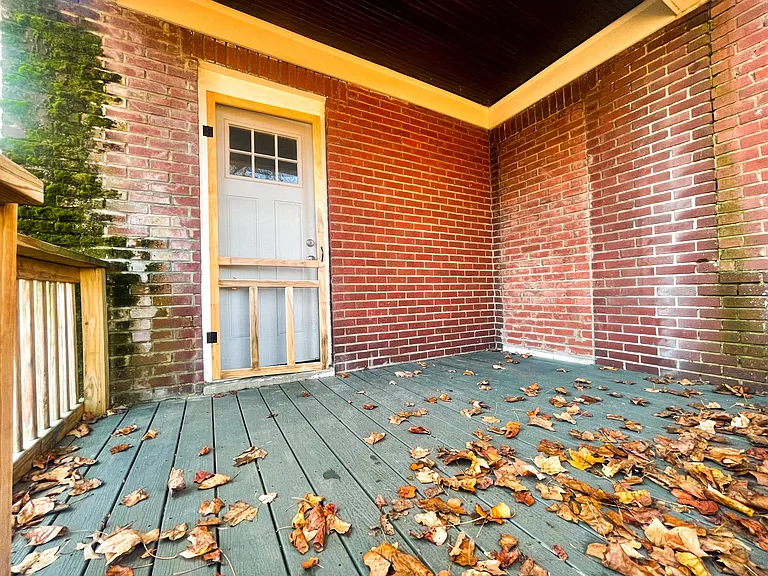 1208 Strahley Pl — Photo 10