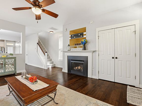 5th image of 4418 Crystal Breeze St