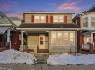 33 Sprenkle Ave, Hanover, PA 17331