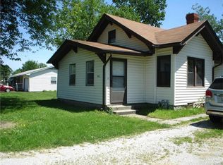 416 Missouri Ave, South Roxana, IL 62087