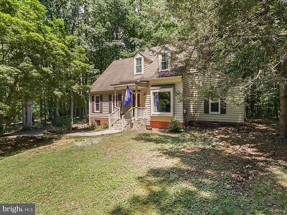 3rd image of 4444 Lakewood Dr